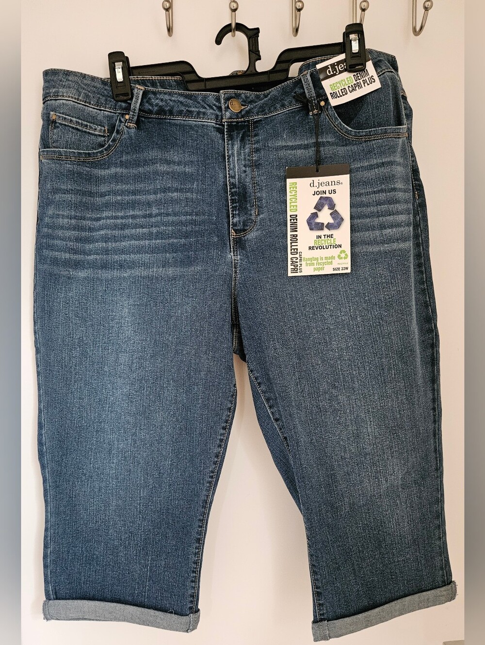 d.jeans Women's Plus Size 22W Recycled Denim Rolled Capri Jeans Medium Tara NWT
